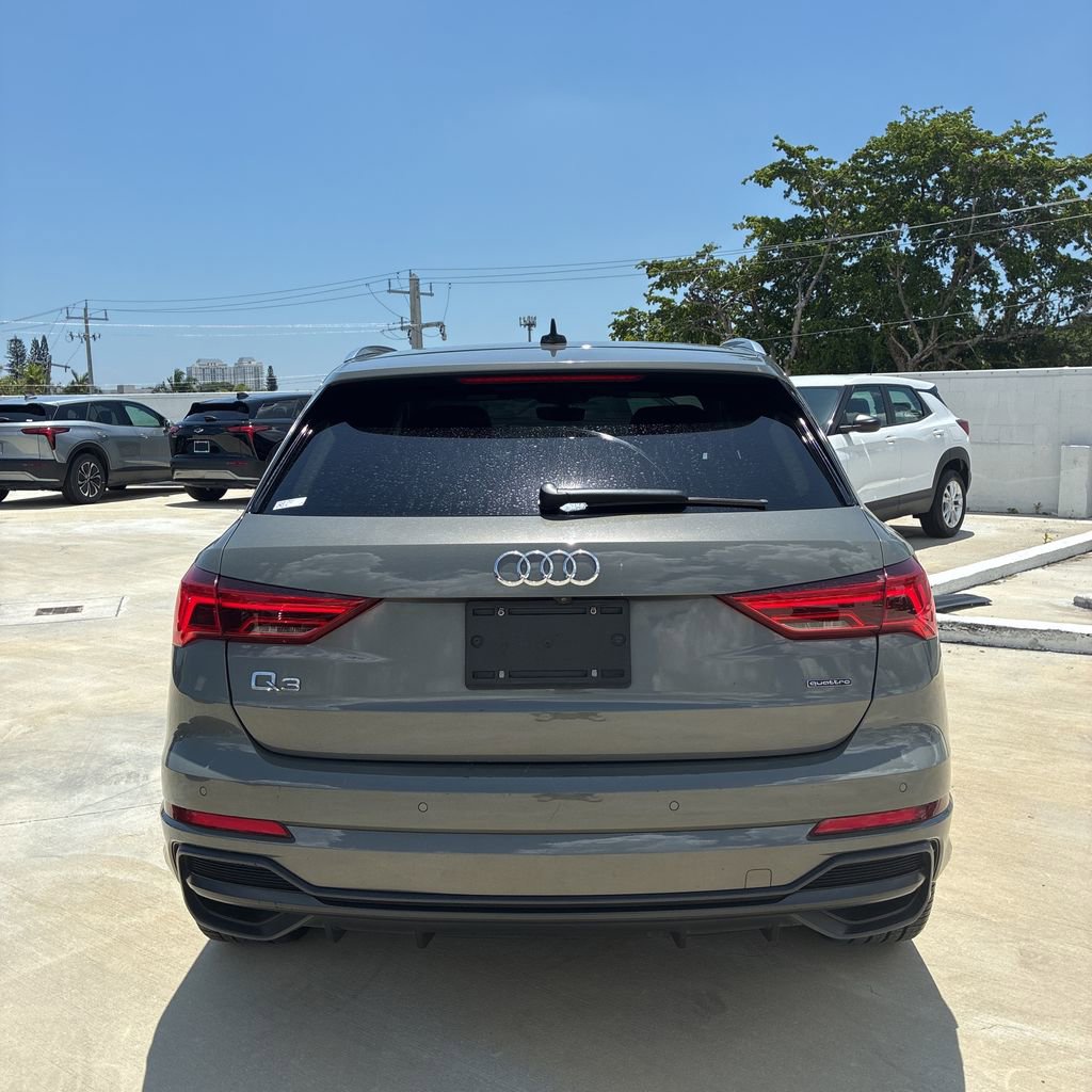 Used 2021 Audi Q3 2.0T Premium w/ Convenience Package AWD/4WD image 8