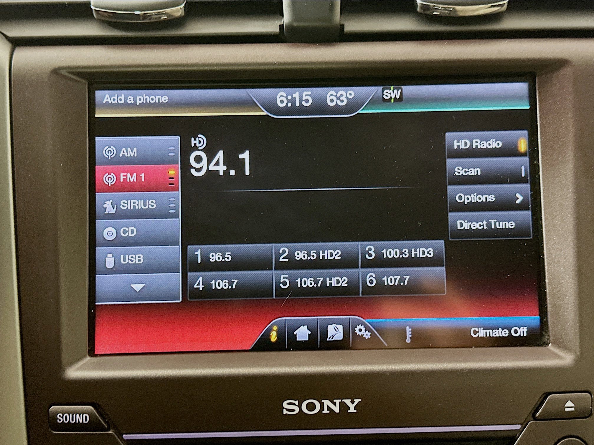 Used 2016 Ford Fusion Energi Titanium FWD image 19