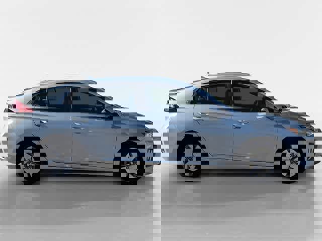 Certified 2022 Hyundai Ioniq SE image 6