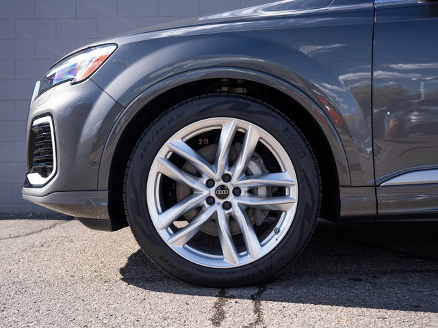 New 2025 Audi Q7 3.0T Premium Plus image 7