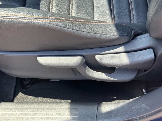 Used 2019 Nissan Kicks SR w/ SR Premium Package FWD image 25