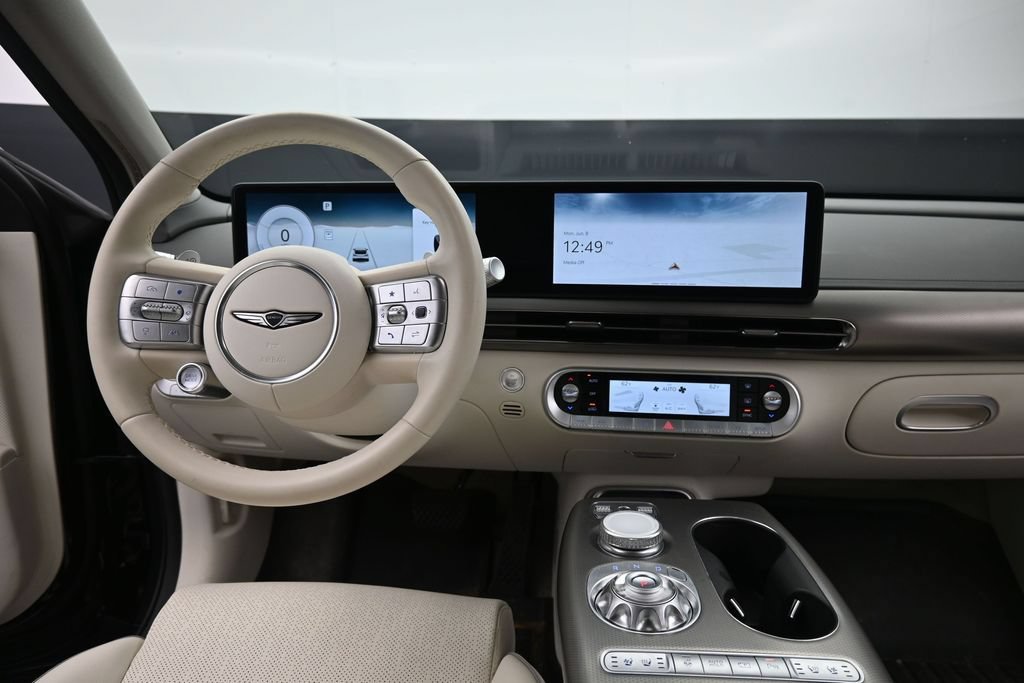 Used 2025 Genesis GV60 Advanced AWD/4WD image 21