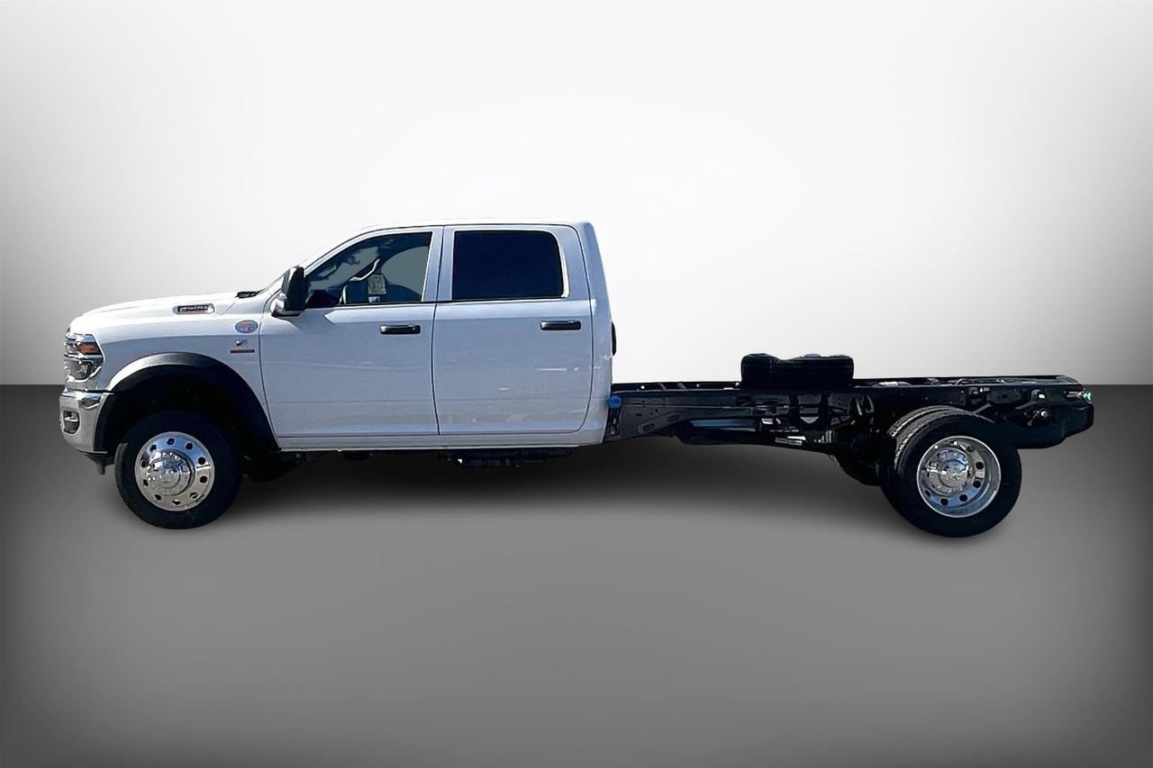New 2026 RAM 4500 Tradesman w/ Chrome Appearance Group AWD/4WD image 5