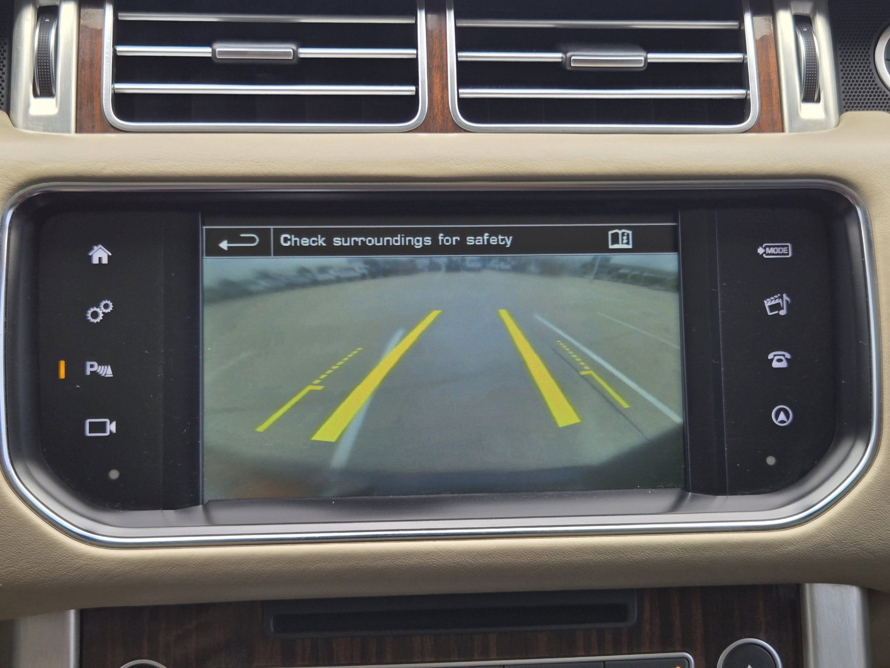 Used 2016 Land Rover Range Rover HSE AWD/4WD image 14