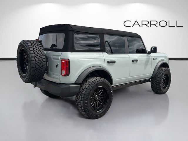 Used 2023 Ford Bronco 4-Door image 3