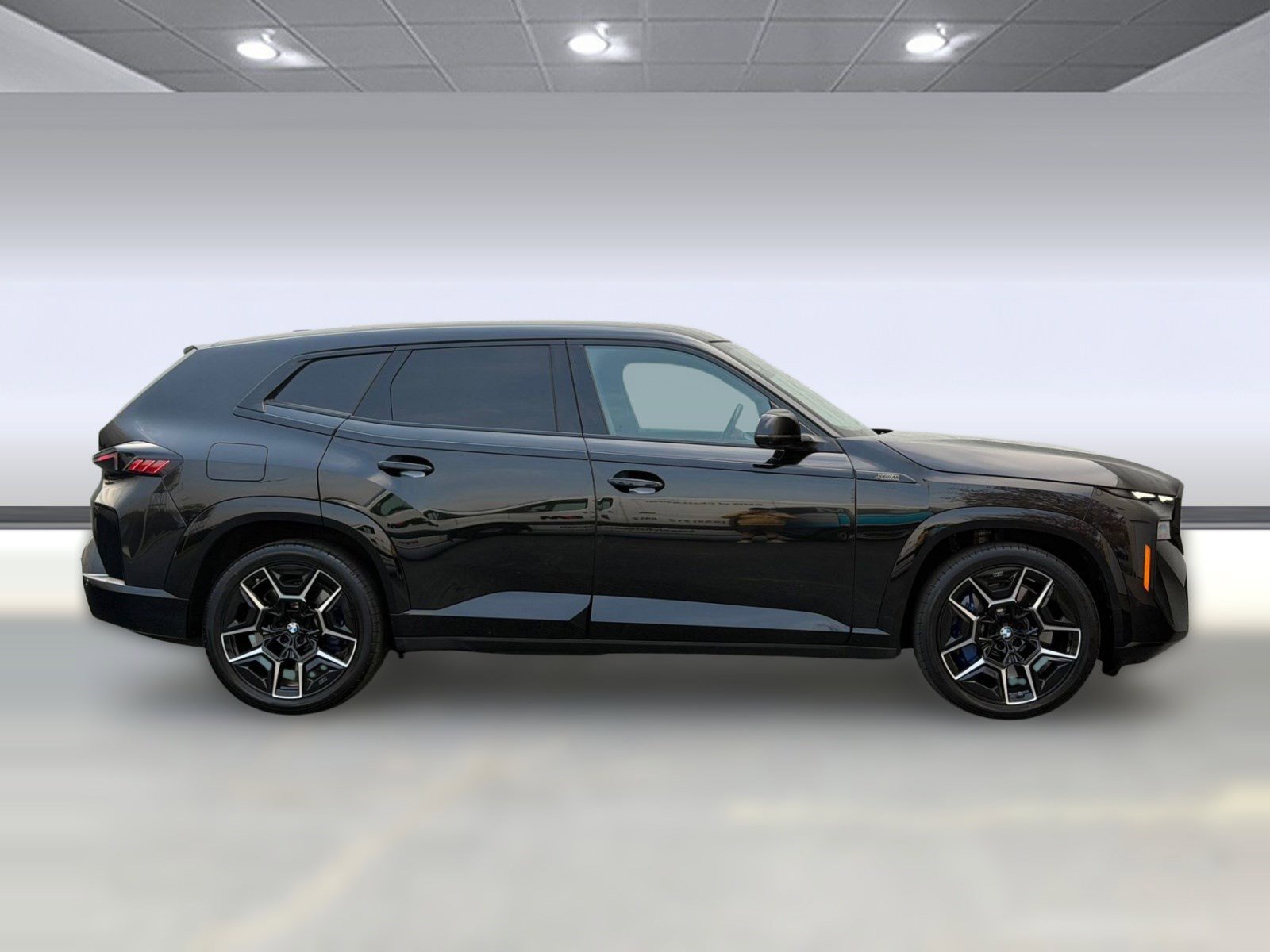 Certified 2023 BMW XM image 8