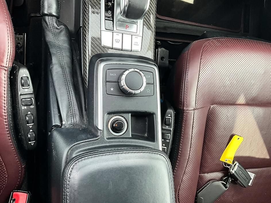 Used 2015 Mercedes-Benz G 63 AMG 4MATIC image 25