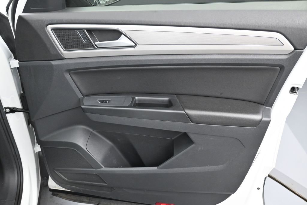 Used 2018 Volkswagen Atlas SE FWD image 32