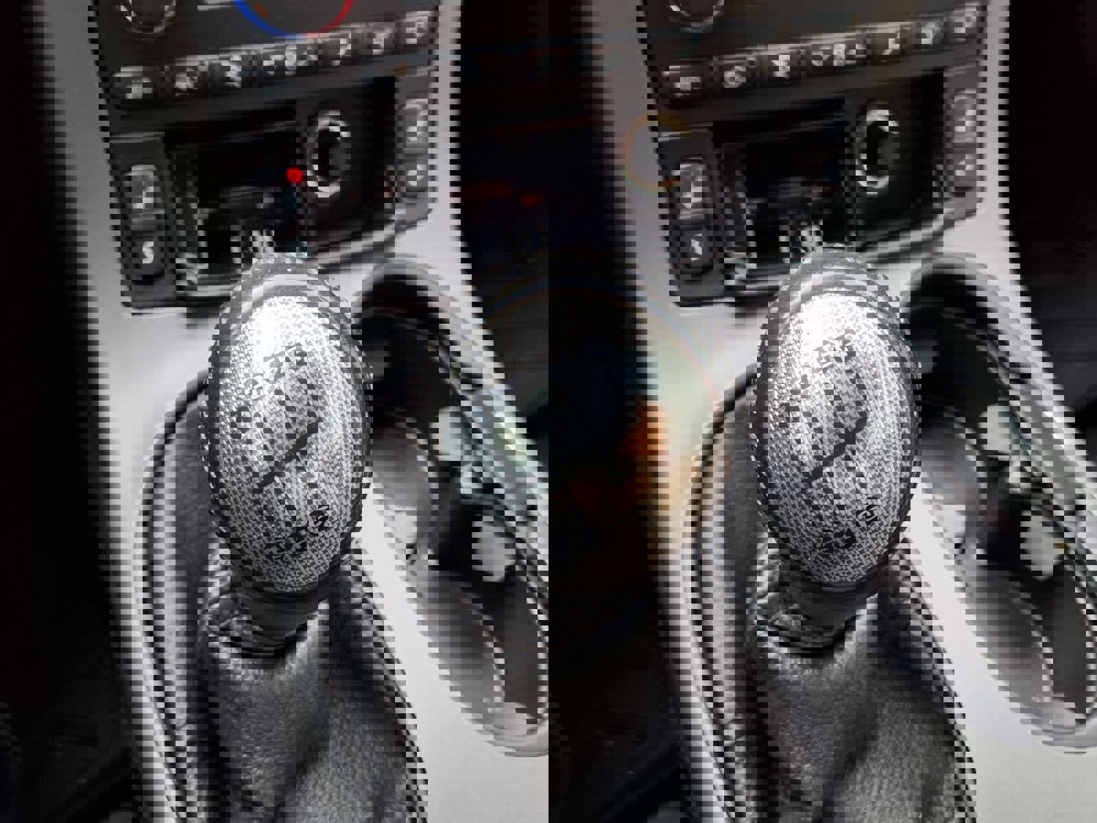 Used 2007 Chevrolet Corvette Convertible w/ Preferred Equipment Group image 10