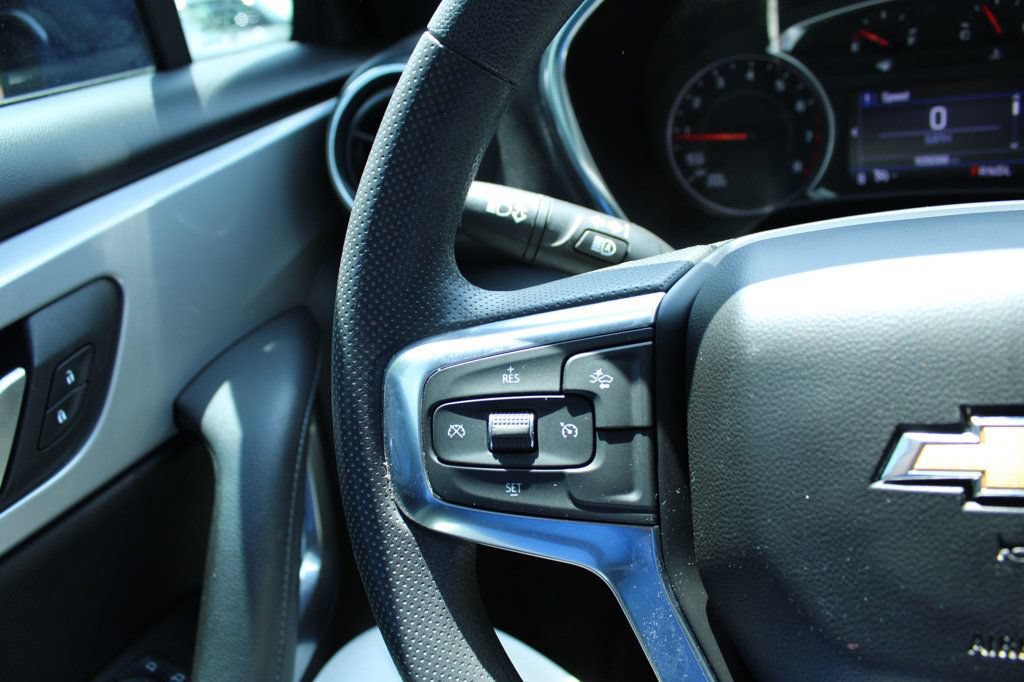 Used 2022 Chevrolet Blazer LT FWD image 30
