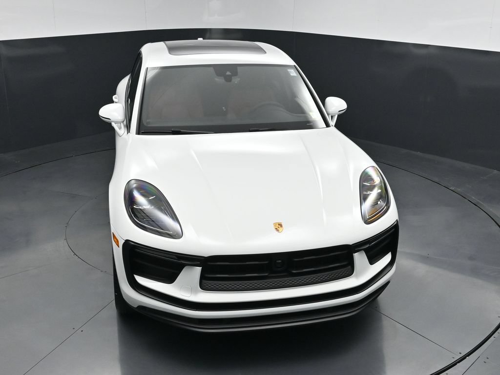 New 2026 Porsche Macan AWD/4WD image 22