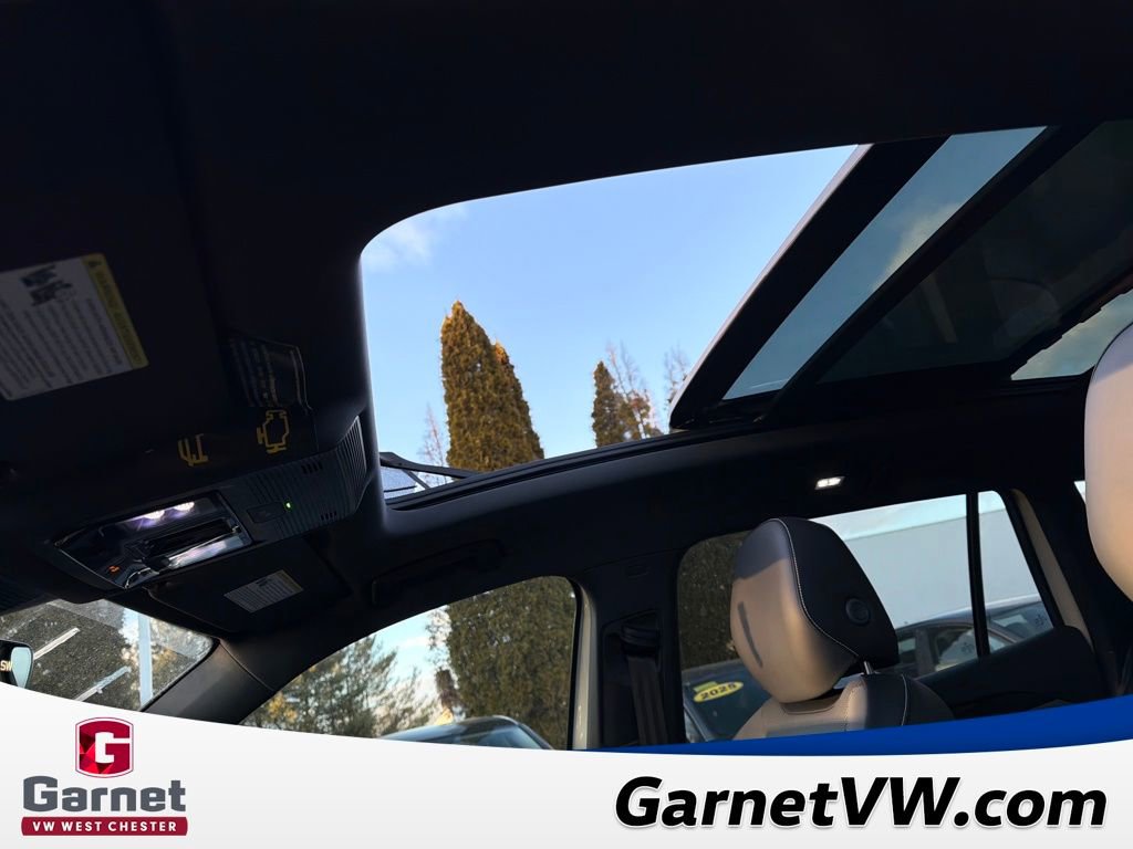 New 2026 Volkswagen Tiguan SE R-Line image 15