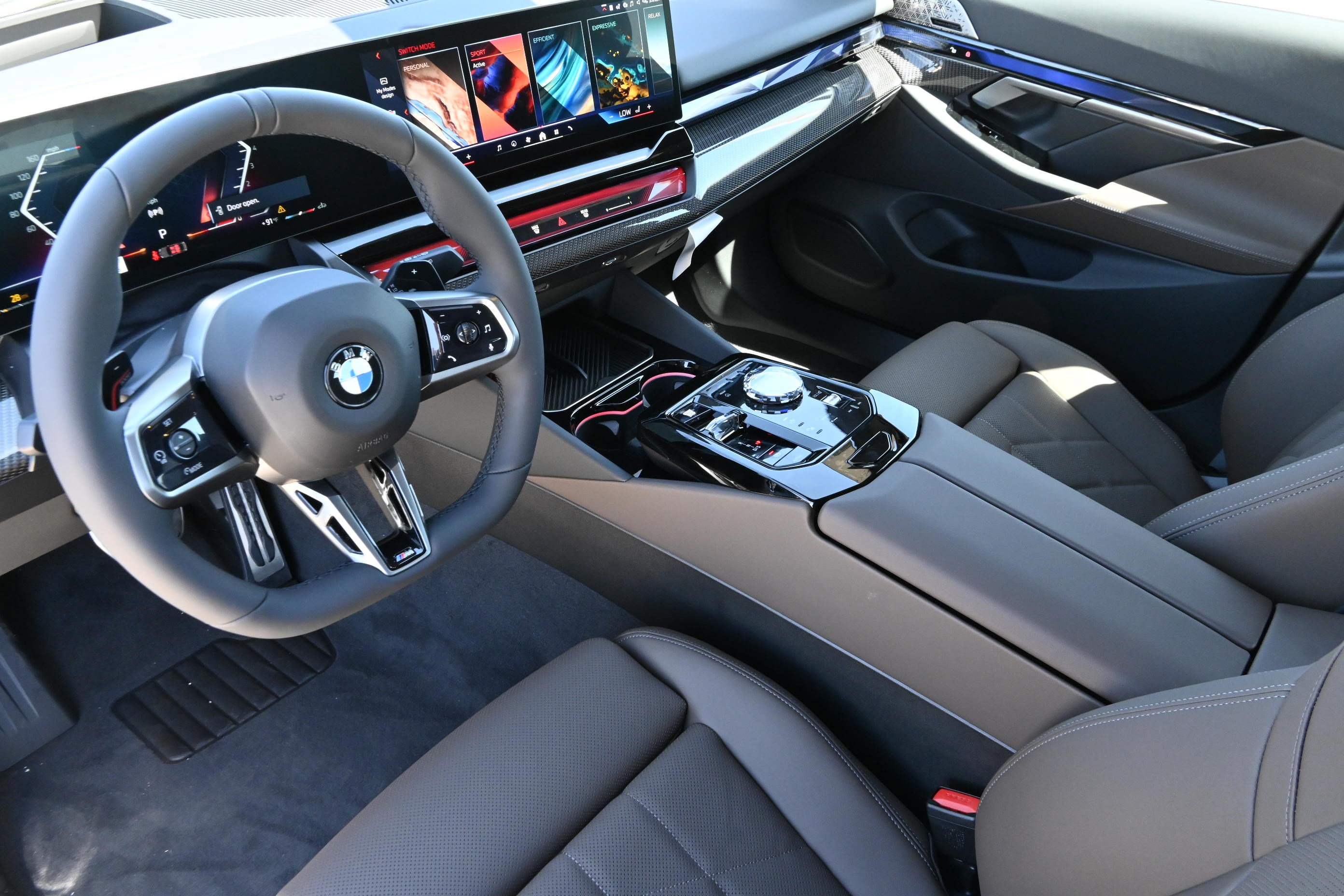 New 2026 BMW 540i xDrive w/ Executive Package AWD/4WD image 13