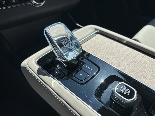 New 2026 Volvo XC90 B6 Plus w/ Protection Package image 15