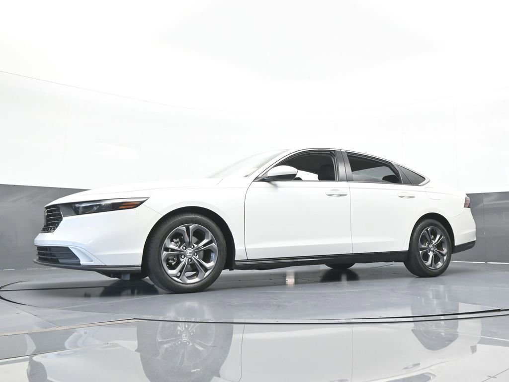 Used 2023 Honda Accord EX image 54