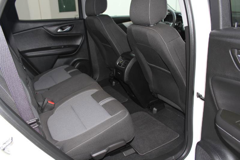 Used 2023 Chevrolet Blazer LT w/ Driver Confidence Package FWD image 16