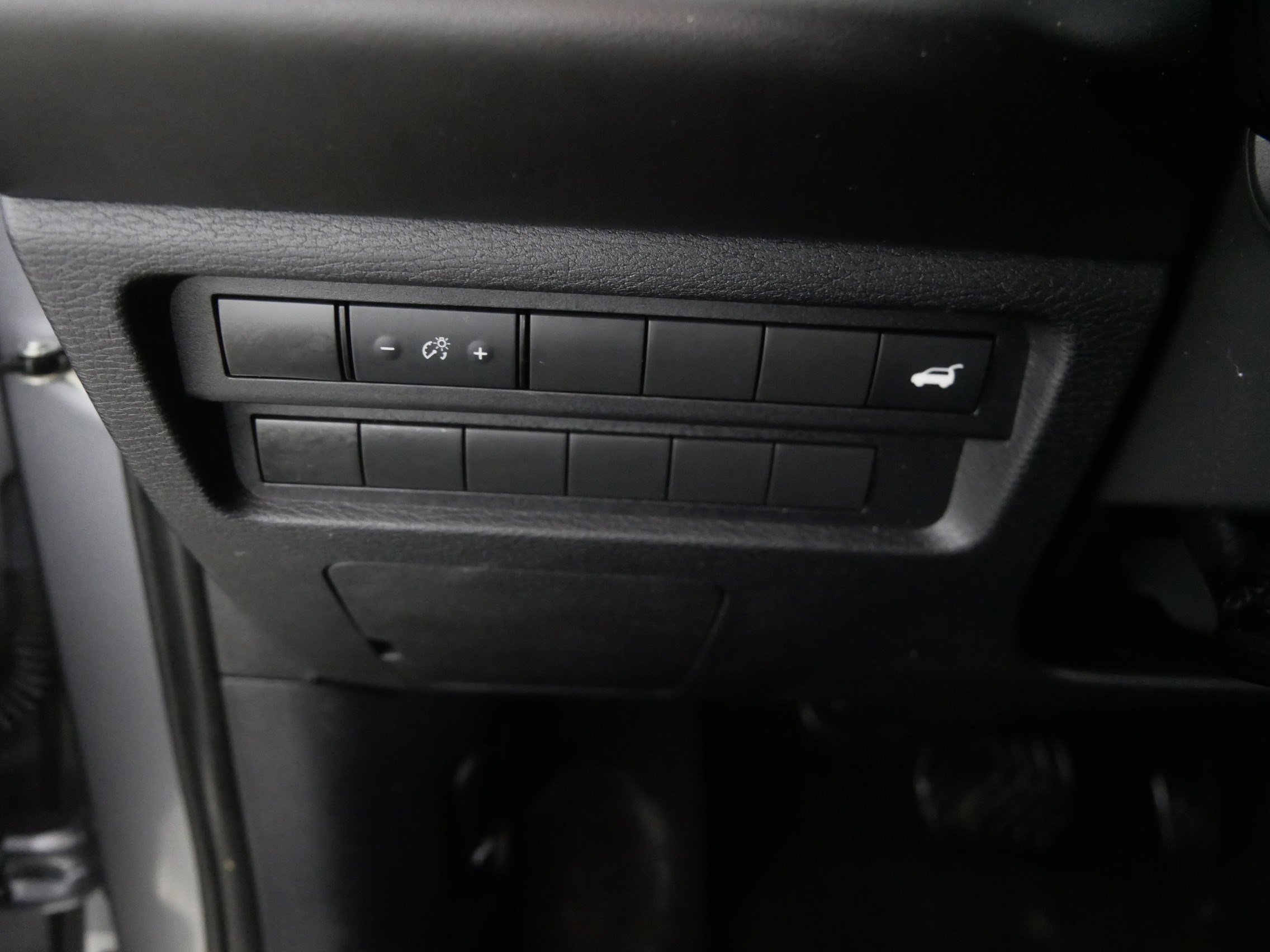 Used 2022 Mitsubishi Outlander SE image 26