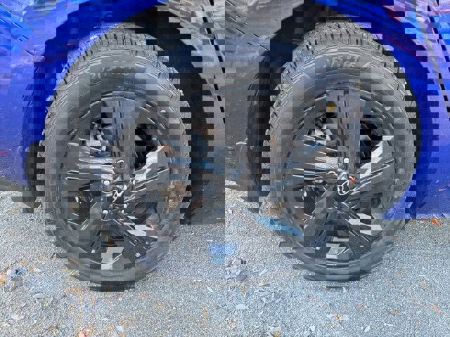 Certified 2023 Hyundai Elantra SEL image 7