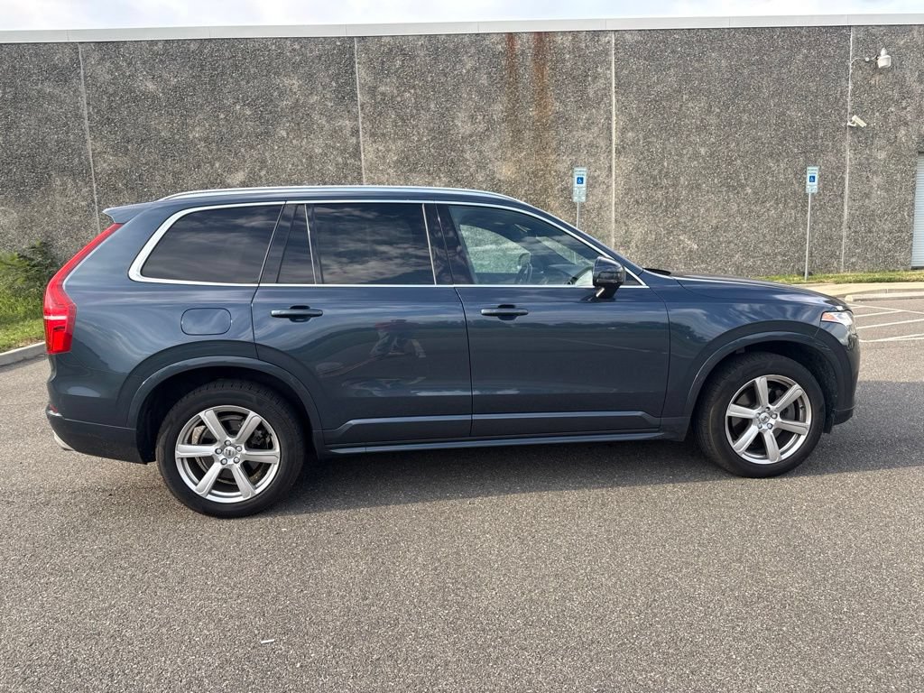 Used 2021 Volvo XC90 T6 Momentum w/ Climate Package AWD/4WD image 8