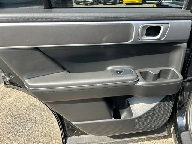 Used 2024 Hyundai Santa Fe SEL AWD/4WD image 38