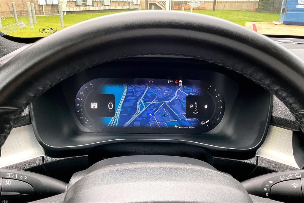 Certified 2024 Volvo XC40 B5 Core AWD/4WD image 30