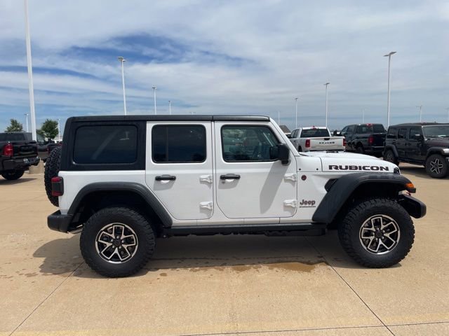 Used 2026 Jeep Wrangler Unlimited Rubicon AWD/4WD image 2