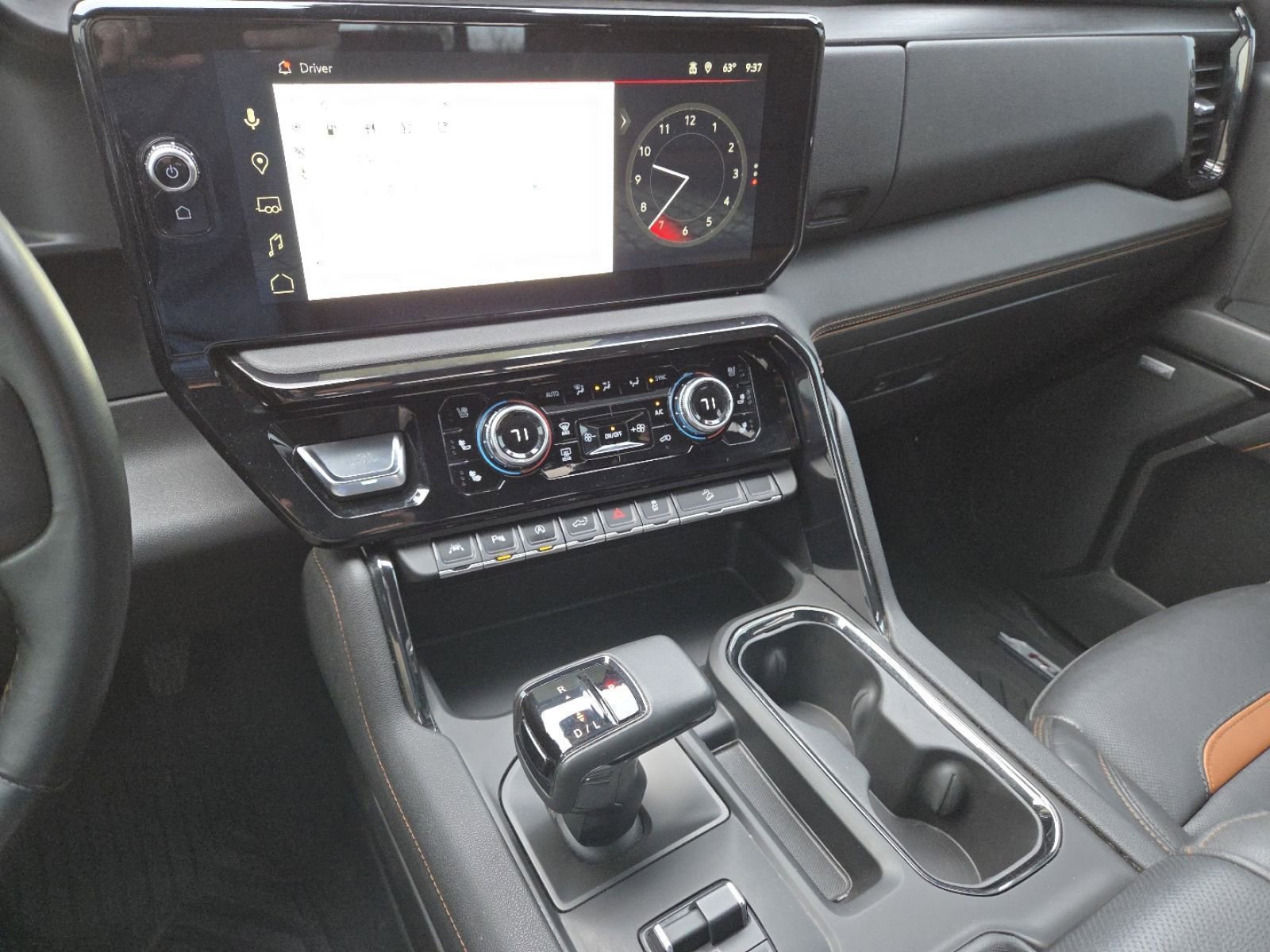 Used 2024 GMC Sierra 1500 AT4 w/ Technology Package image 33