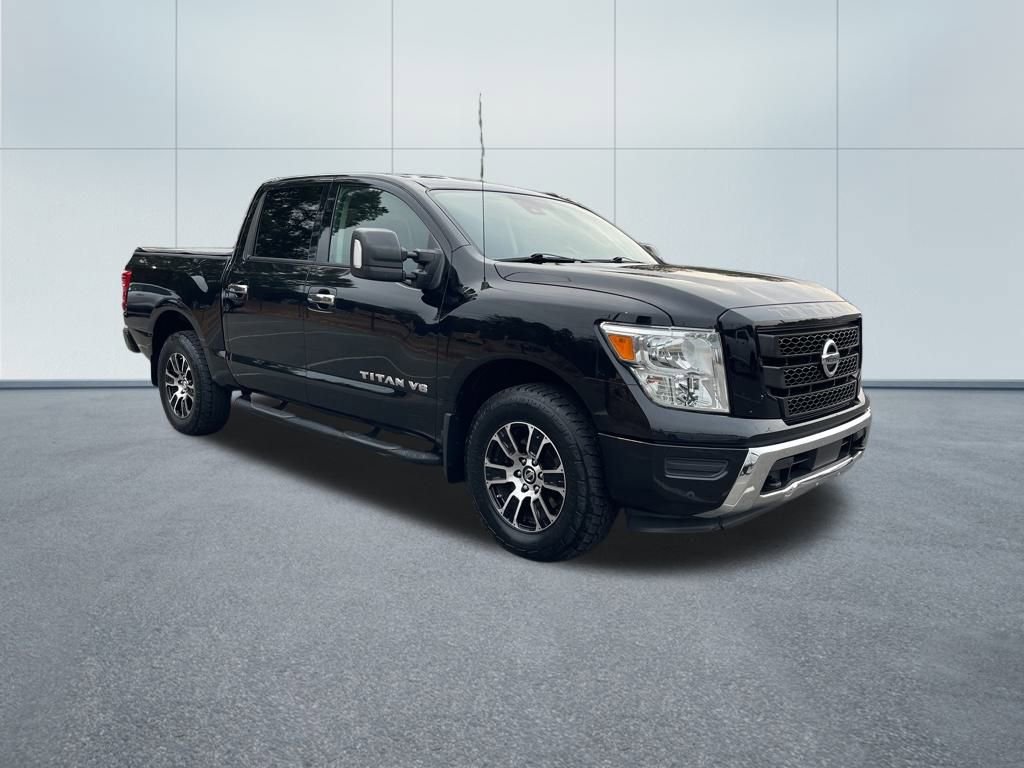 Used 2020 Nissan Titan SV w/ SV Convenience Package image 4