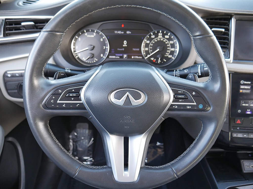 Used 2023 INFINITI QX50 Luxe AWD/4WD image 18