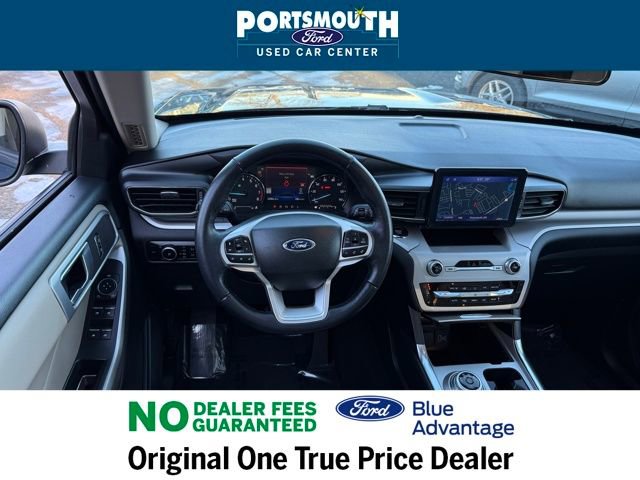 Used 2023 Ford Explorer XLT w/ Equipment Group 202A image 7