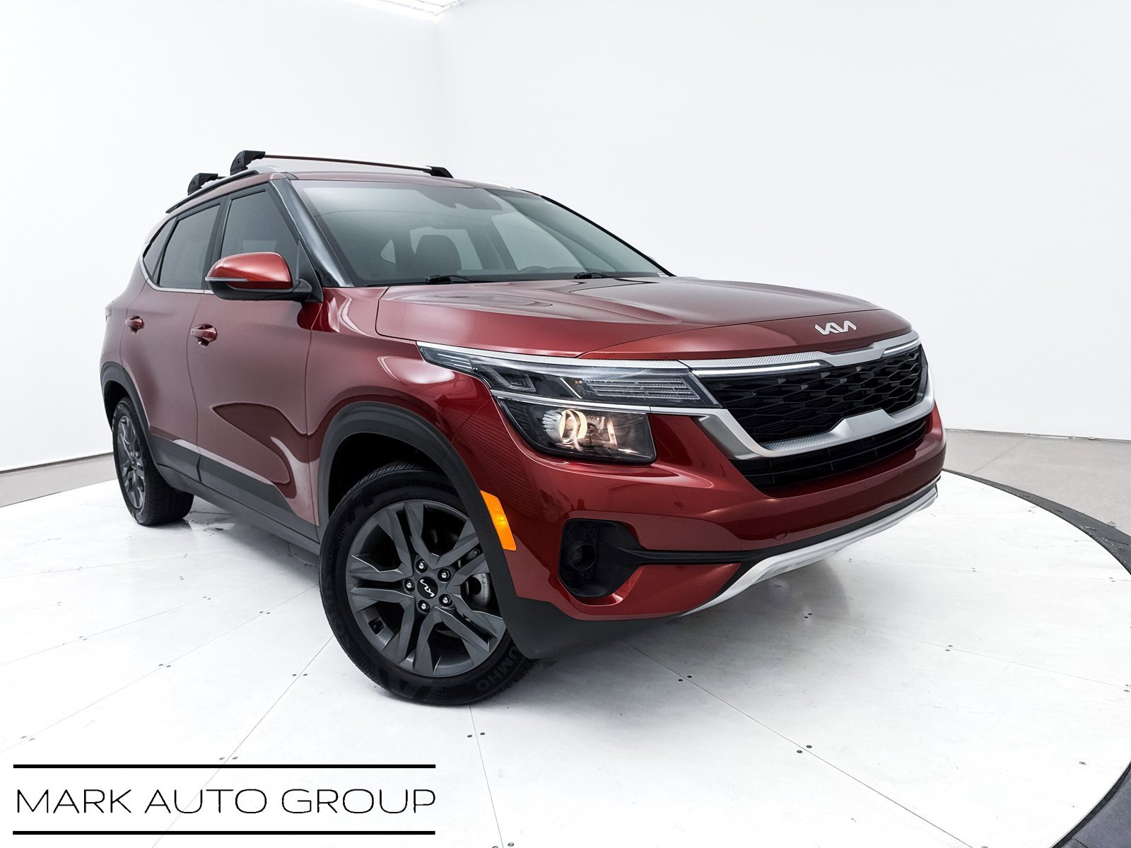 Used 2023 Kia Seltos S w/ Navigation Package image 11