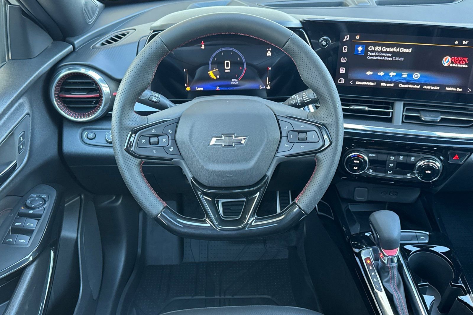 New 2026 Chevrolet Trax RS w/ Sunroof Package image 13