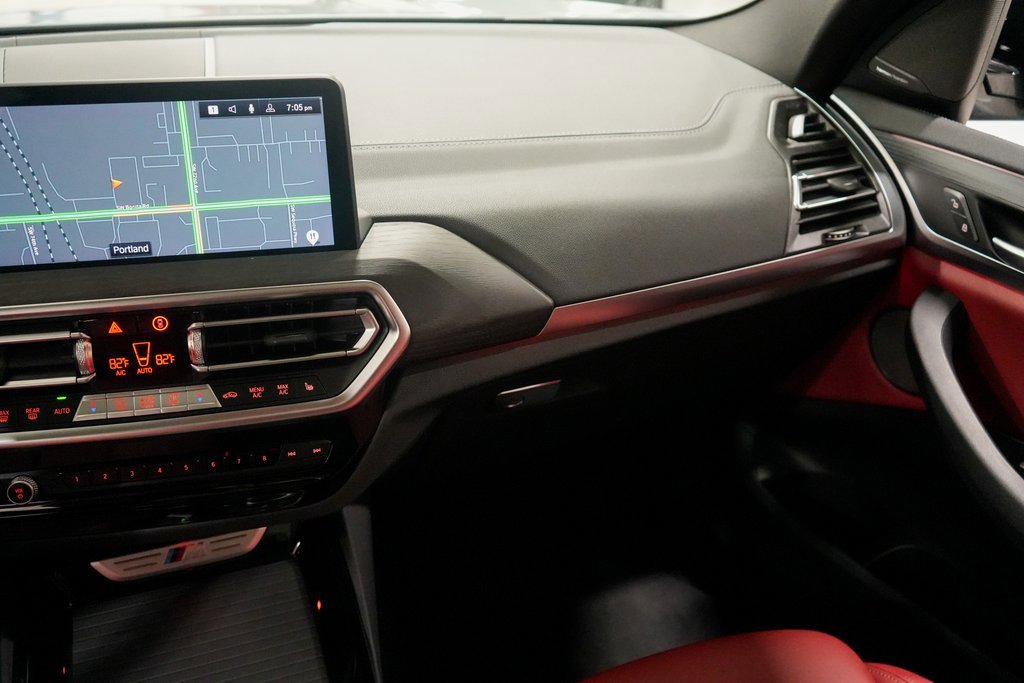 Used 2024 BMW X3 M40i image 14