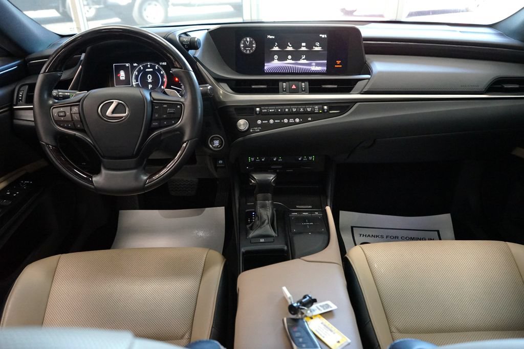 Used 2021 Lexus ES 250 w/ Premium Package AWD/4WD image 41