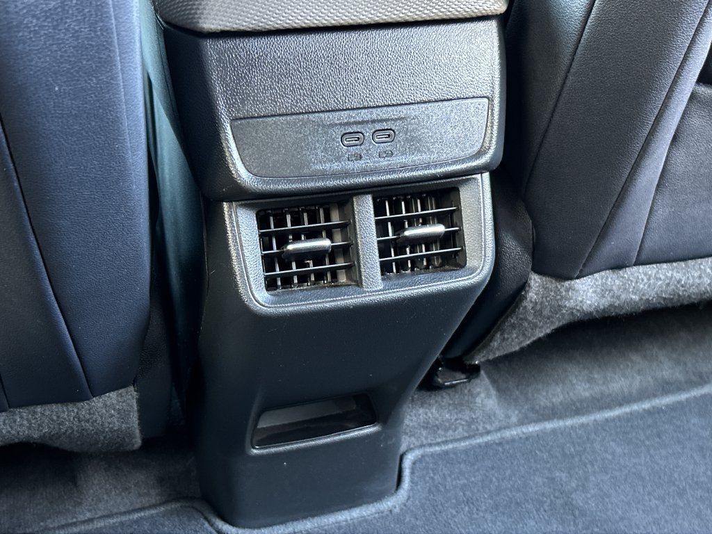 Used 2025 Chevrolet Equinox LT w/ Convenience Package II AWD/4WD image 19