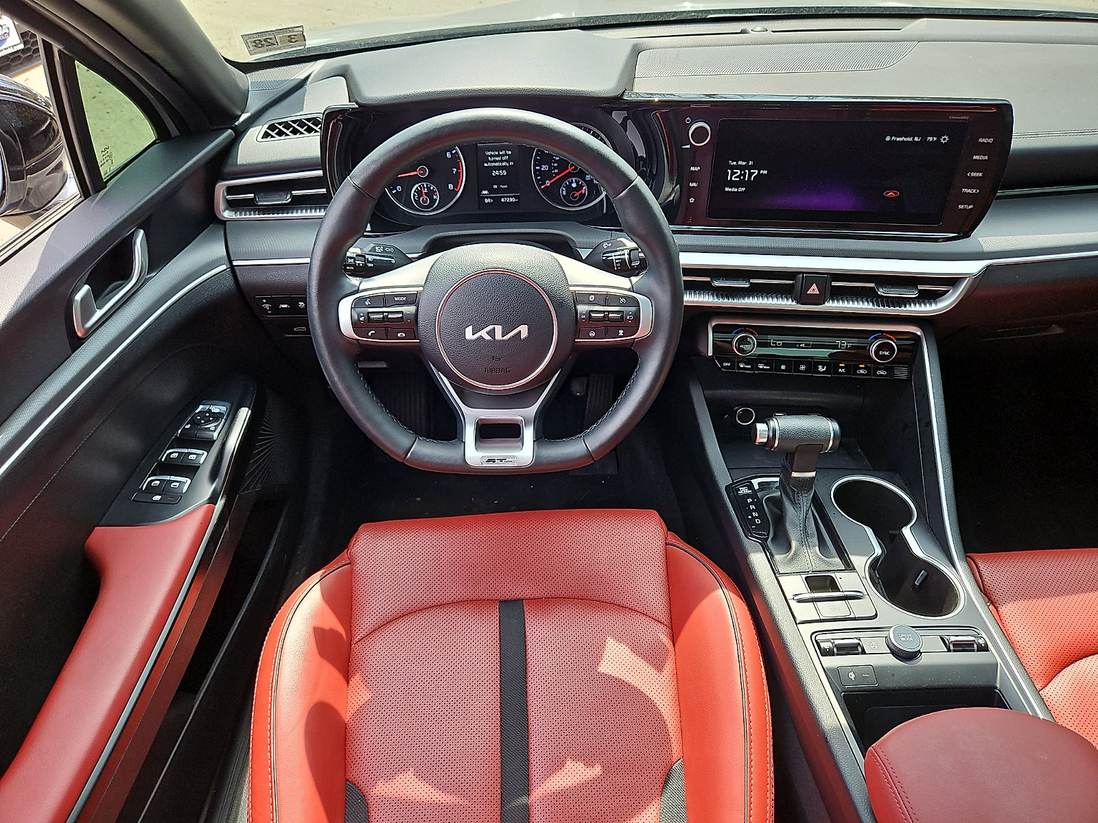 Used 2023 Kia K5 GT-Line image 11