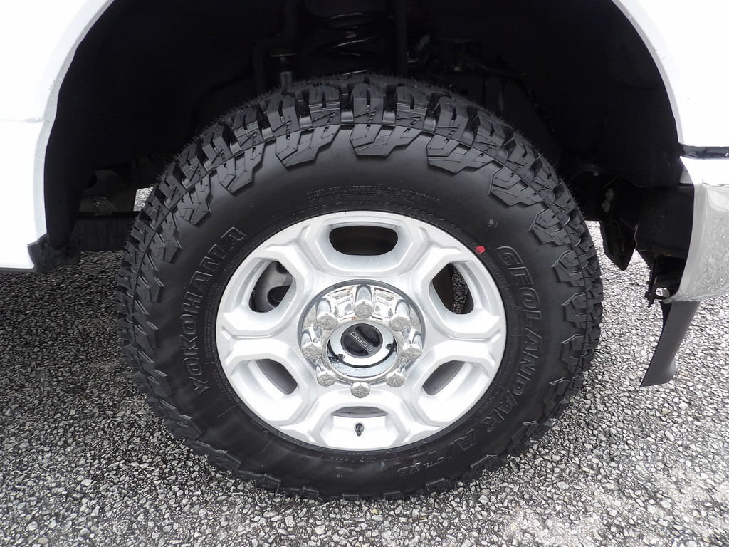 Used 2025 Ford F250 XLT w/ FX4 Off-Road Package AWD/4WD image 53