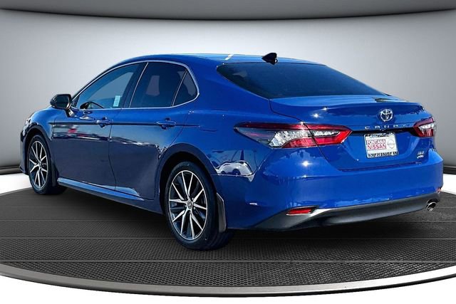 Used 2024 Toyota Camry XLE w/ Navigation Package image 4