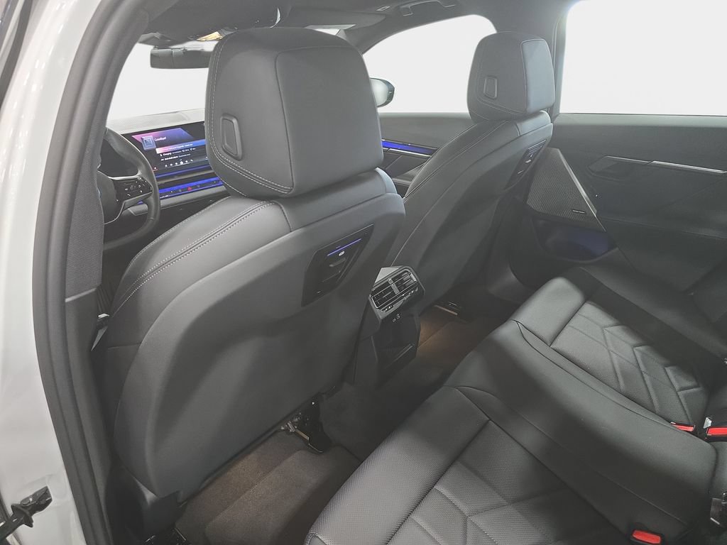 Certified 2025 BMW i5 eDrive40i w/ Premium Package RWD image 10