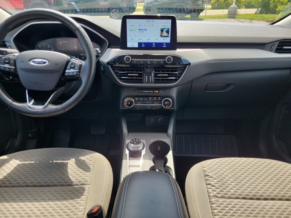 Used 2021 Ford Escape SE w/ Cold Weather Package FWD image 13