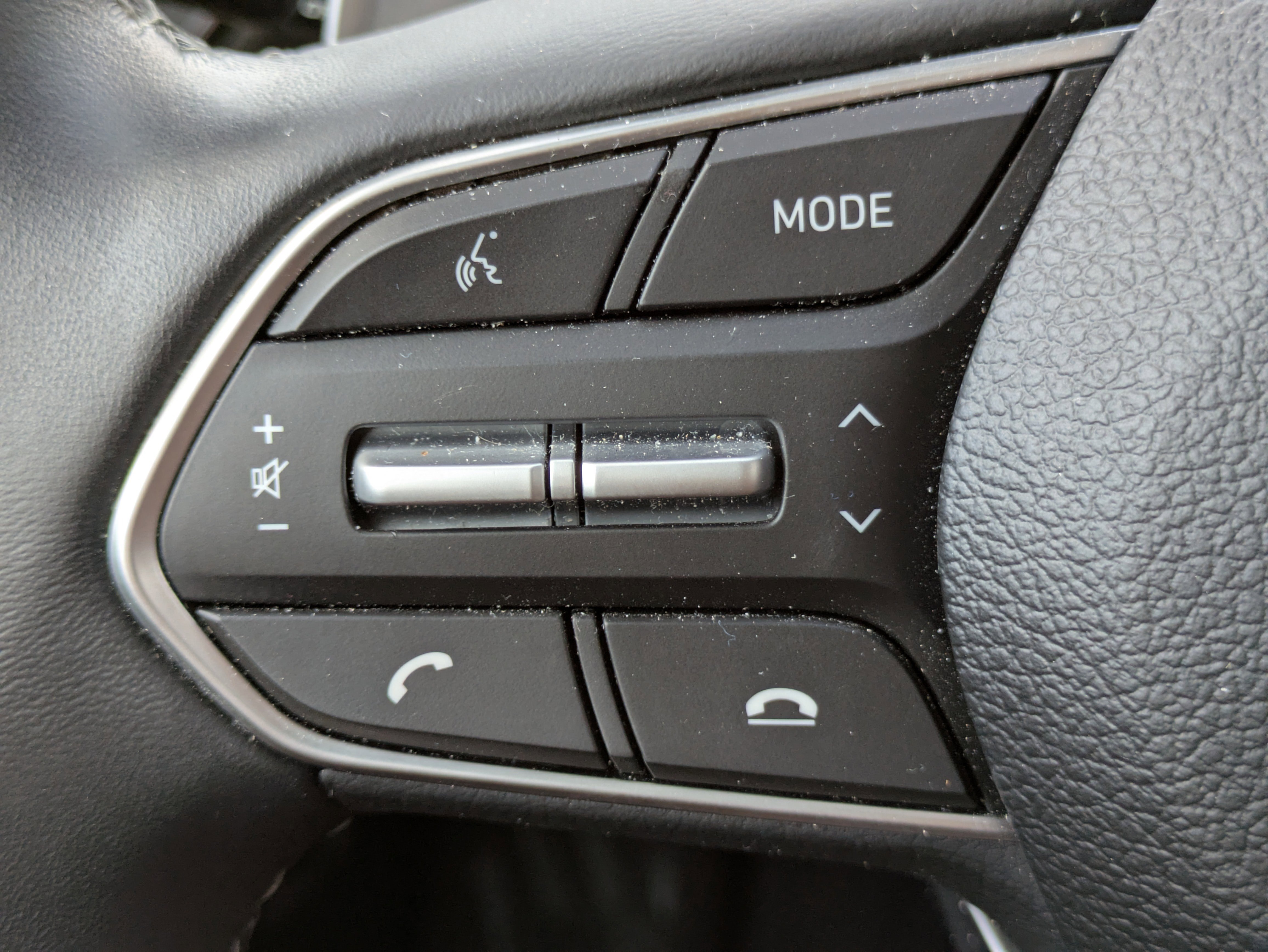 Used 2023 Hyundai Santa Fe Limited image 25