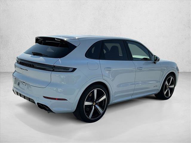 Used 2025 Porsche Cayenne GTS image 5