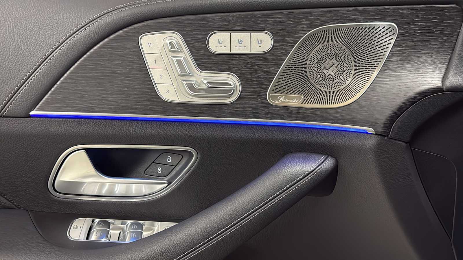 New 2026 Mercedes-Benz GLS 450 4MATIC image 16