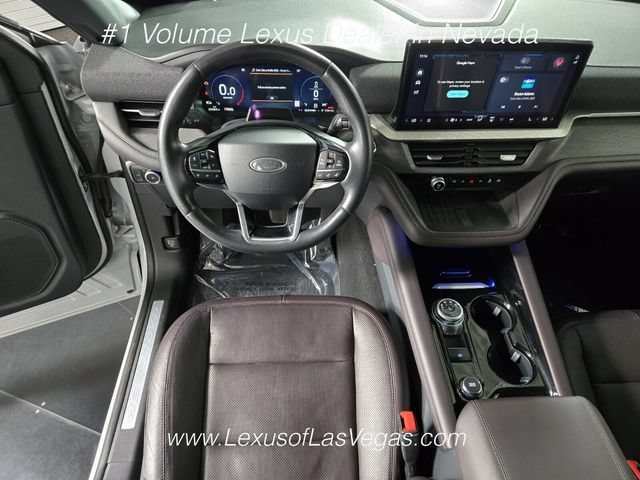 Used 2025 Ford Explorer Platinum w/ LUX Leather Package AWD/4WD image 17