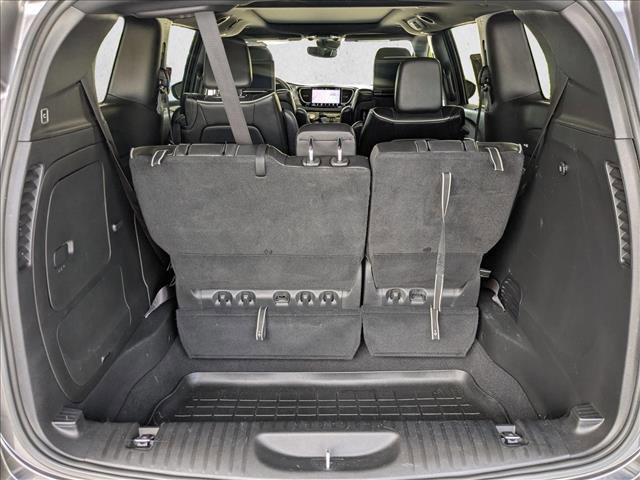 Used 2022 Chrysler Pacifica Limited w/ Uconnect Theater Family Group FWD image 6