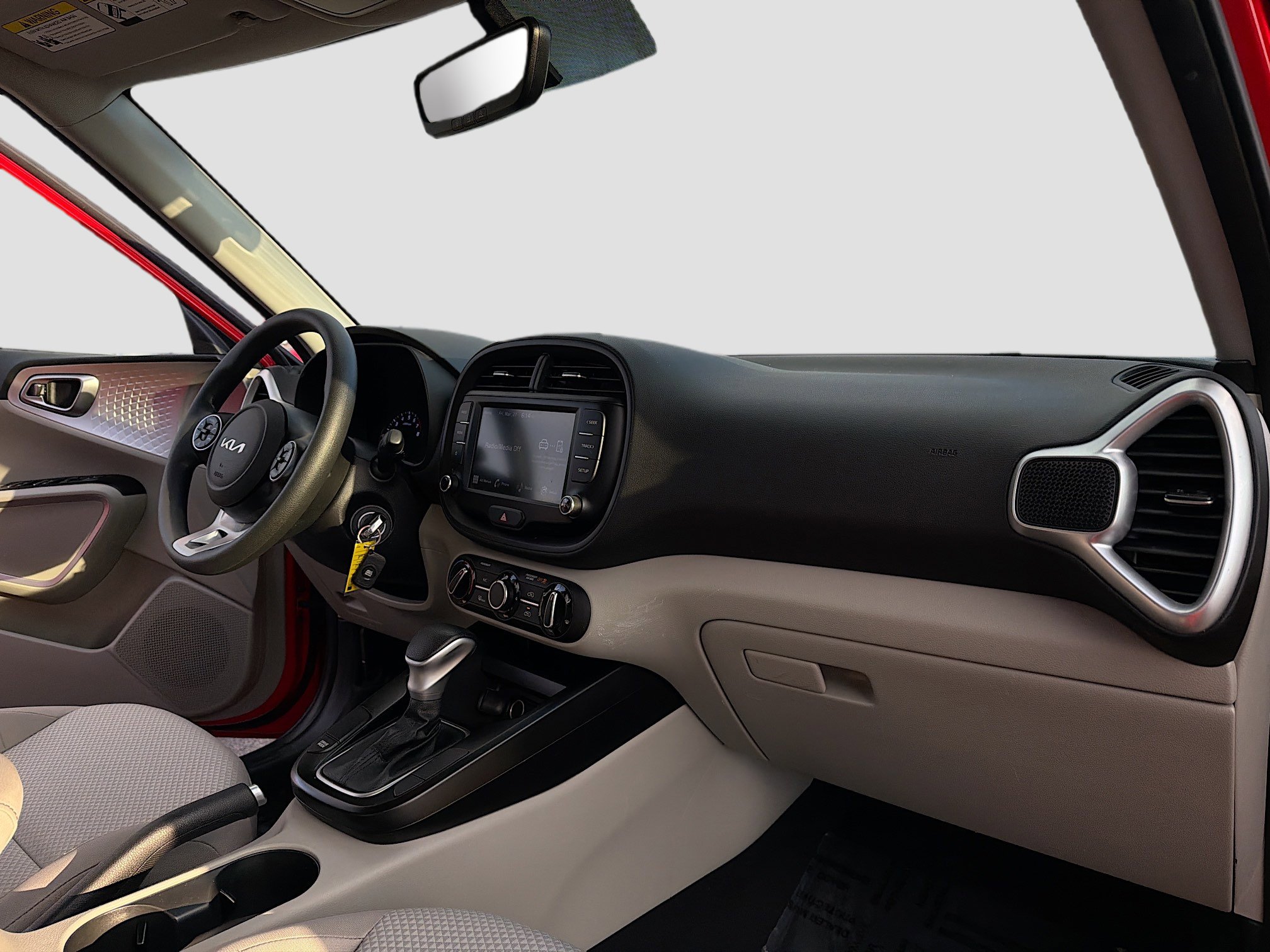 Used 2022 Kia Soul LX image 5