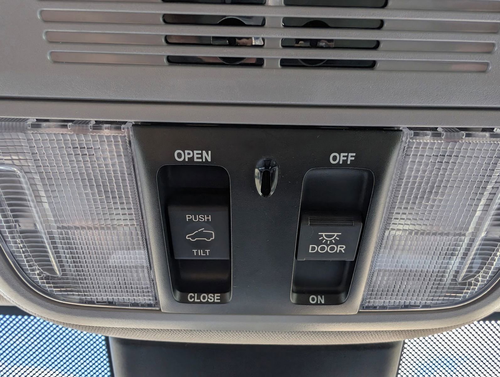 Used 2024 Honda Odyssey EX-L image 25