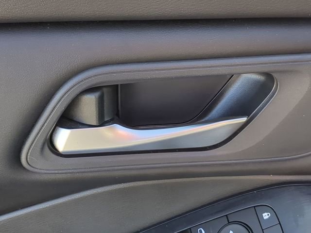 Used 2024 Nissan Rogue SV image 20