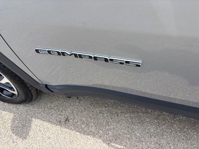 Used 2023 Jeep Compass Limited AWD/4WD image 44