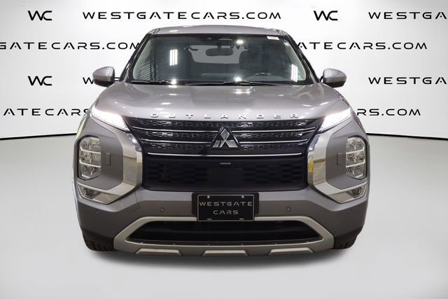Used 2022 Mitsubishi Outlander SE AWD/4WD image 4